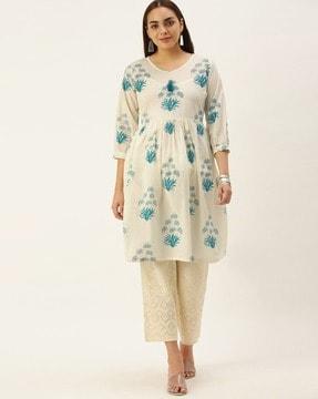 women floral print flared kurta