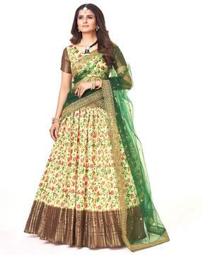 women floral print flared lehenga choli set with dupatta