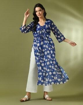 women floral print front darts flared kurta