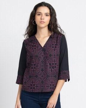 women floral print regular fit top