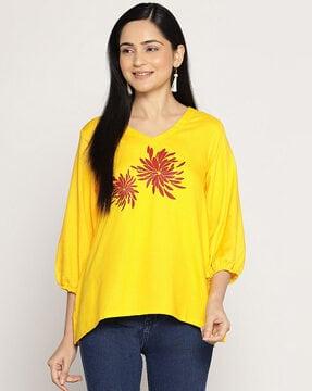 women floral print regular fit top