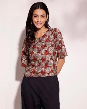 women floral print regular fit top