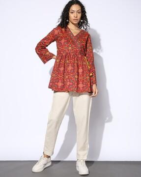 women floral print regular fit tunic