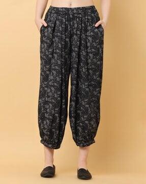 women floral print relaxed fit trousers