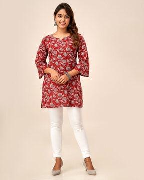 women floral print round-neck straight kurta