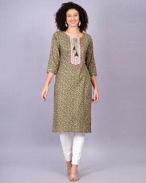 women floral print round-neck straight kurta