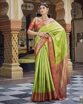 women floral print saree with contrast border