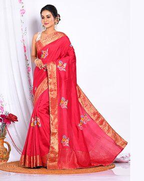 women floral print saree with contrast border