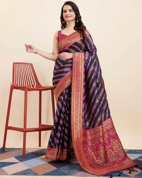 women floral print saree with contrast border