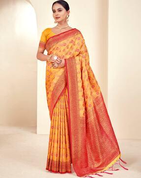 women floral print saree with contrast border