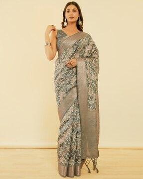 women floral print saree with contrast border