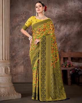 women floral print saree with tassels