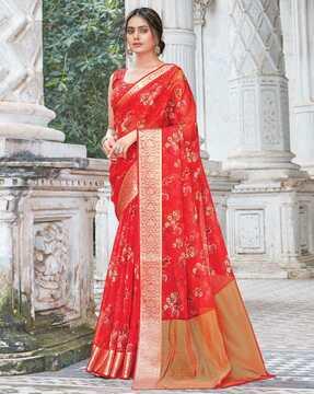 women floral print saree with zari border