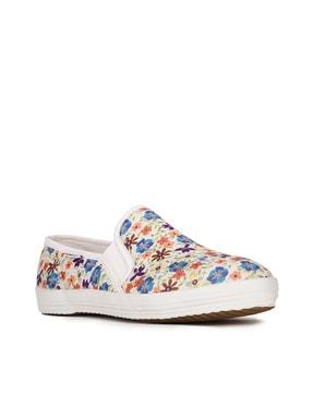 women floral print slip-on casual shoes