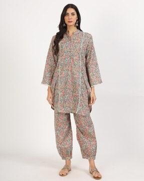 women floral print straight kurta harem pants set