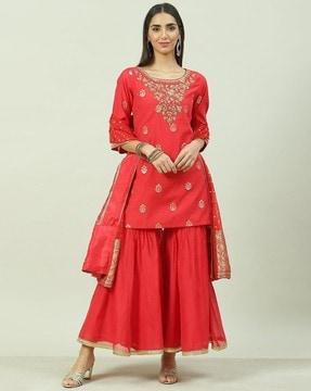 women floral print straight kurta set with dupatta