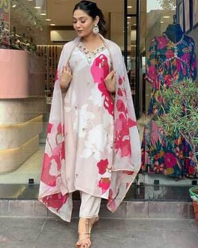 women floral print straight kurta set with dupatta