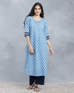 women floral print straight kurta set