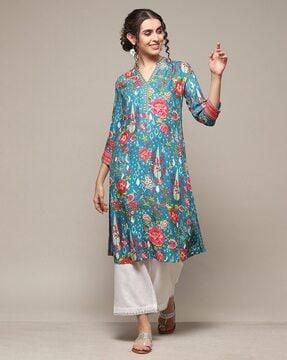 women floral print straight kurta with insert pocket