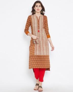 women floral print straight kurta with insert pocket