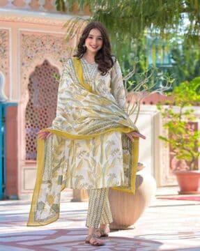 women floral print straight kurta with pants & dupatta