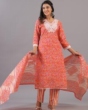 women floral print straight kurta with pants & dupatta