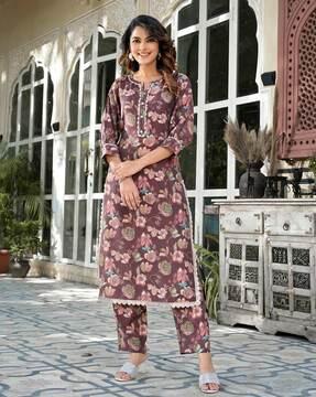 women floral print straight kurta with pants