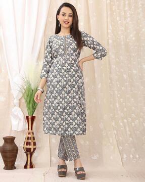 women floral print straight kurta with pants