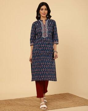 women floral print straight kurta with pants