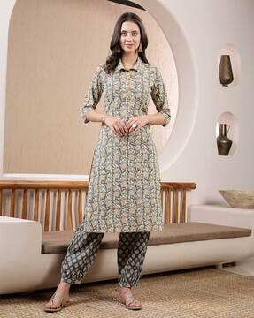 women floral print straight kurta with pants