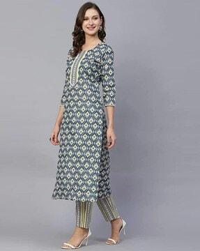 women floral print straight kurta with pants