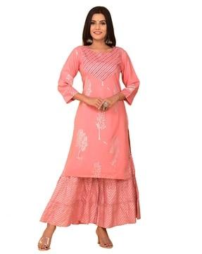 women floral print straight kurta with sharara