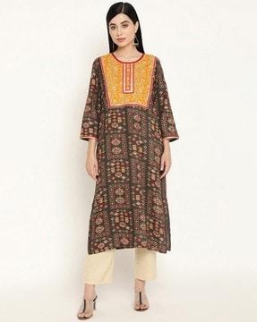 women floral print straight kurta