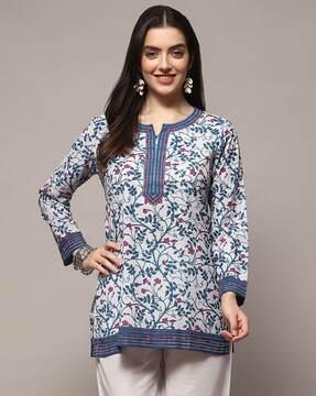 women floral print straight kurti