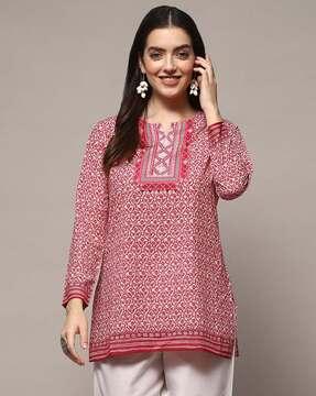 women floral print straight kurti