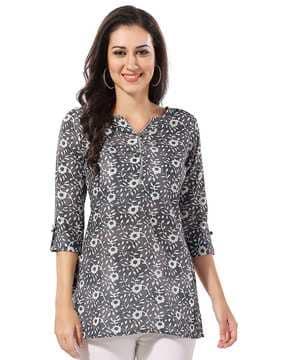 women floral print straight tunic with button accent