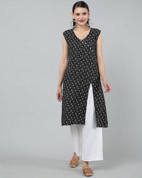 women floral print v-neck a-line kurta