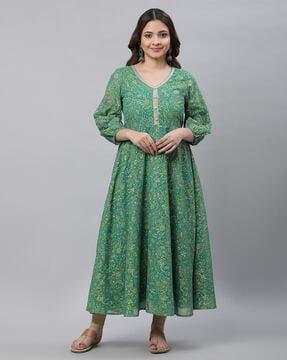 women floral print v-neck flared kurta