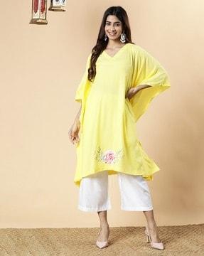 women floral print v-neck kaftan kurta