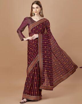 women foil print saree with contrast border