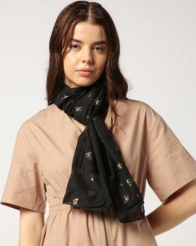 women foil print scarf