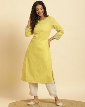 women foil print straight kurta