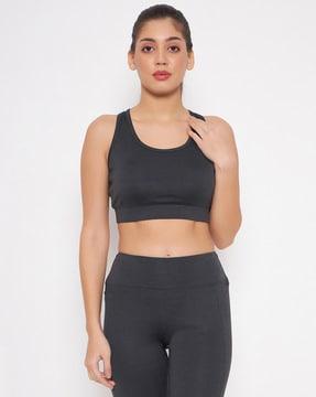 women full-coverage sports bra