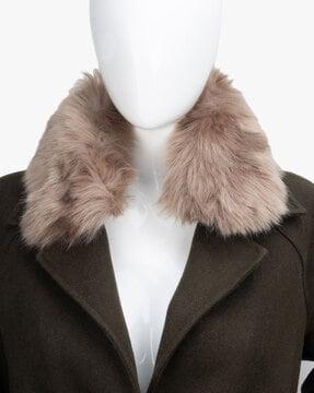 women fur scarf