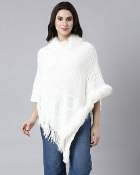 women geometric pattern poncho with fringes