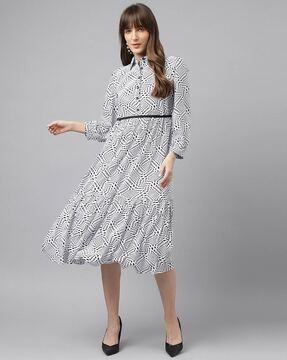 women geometric print a-line dress with full sleeves