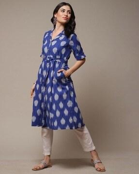 women geometric print a-line kurta with insert pockets