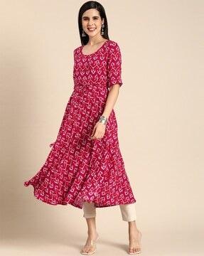 women geometric print flared kurta