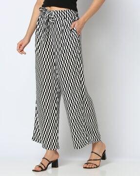 women geometric print regular fit palazzos