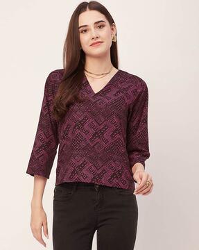 women geometric print regular fit top